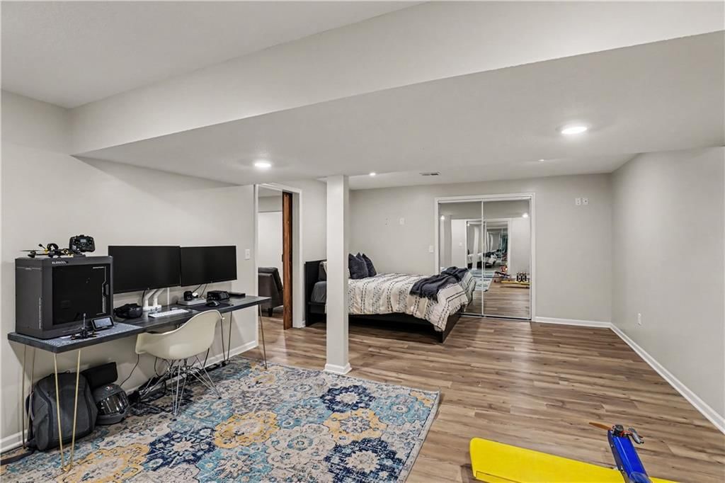 611 N Winnebago Drive — photo 32