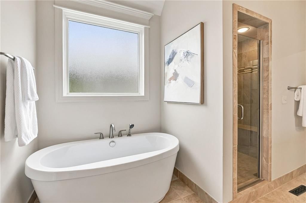 16250 Canterbury Road — photo 34