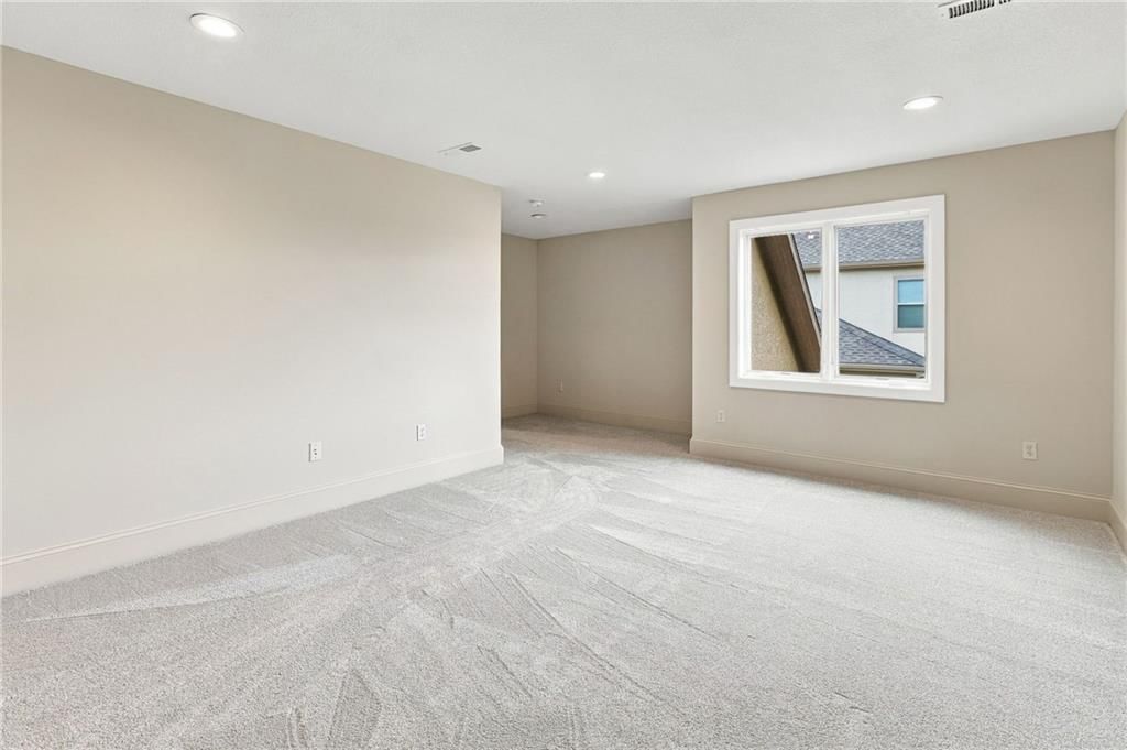 16250 Canterbury Road — photo 40
