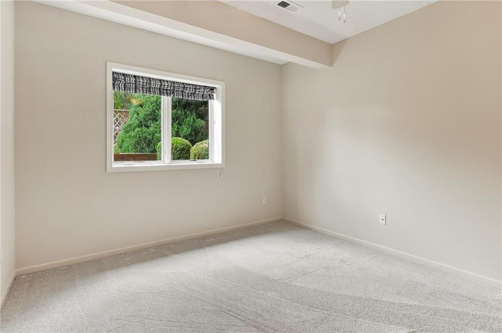 16250 Canterbury Road — photo 70