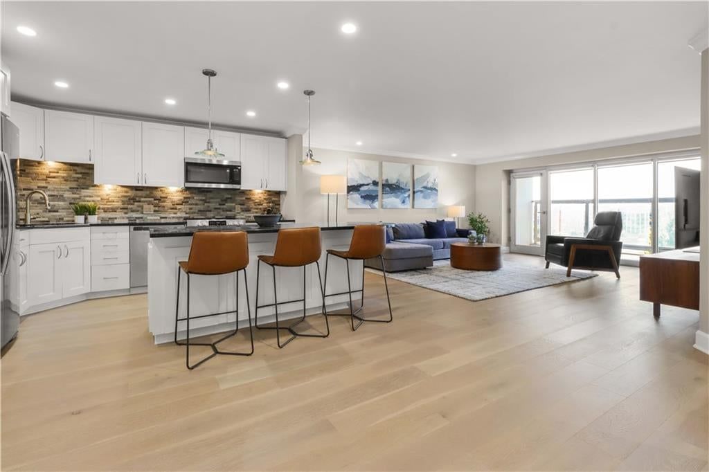 121 W 48th Street — photo 13