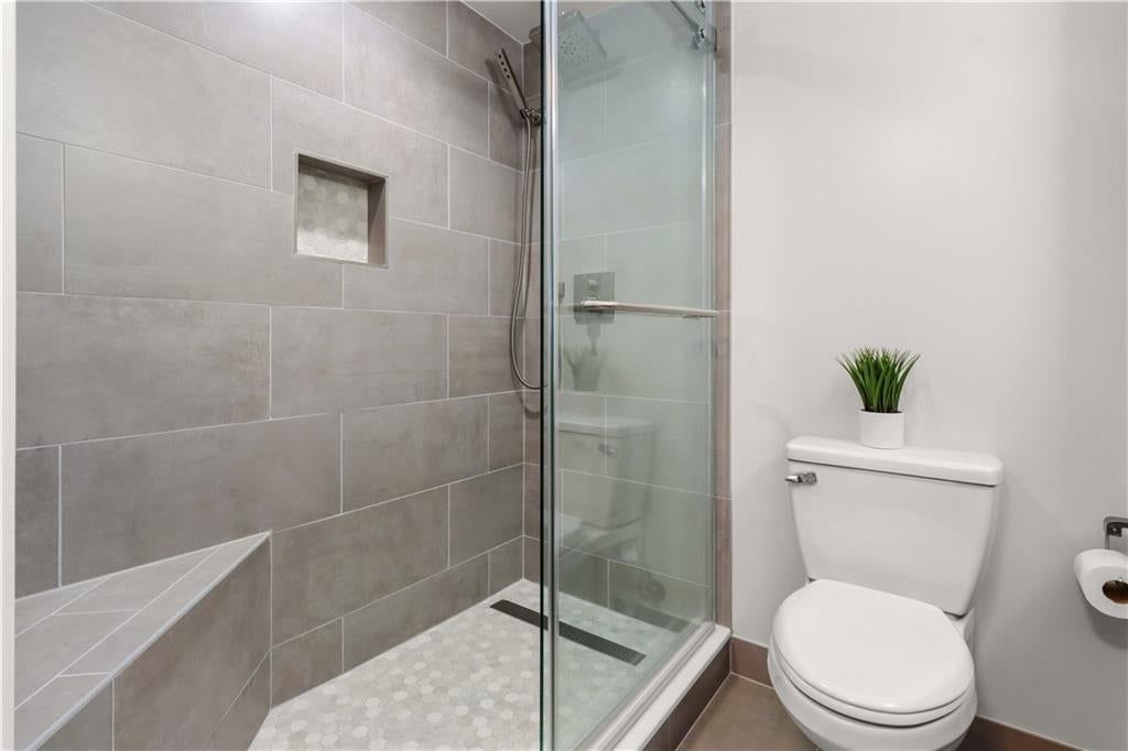 121 W 48th Street — photo 21
