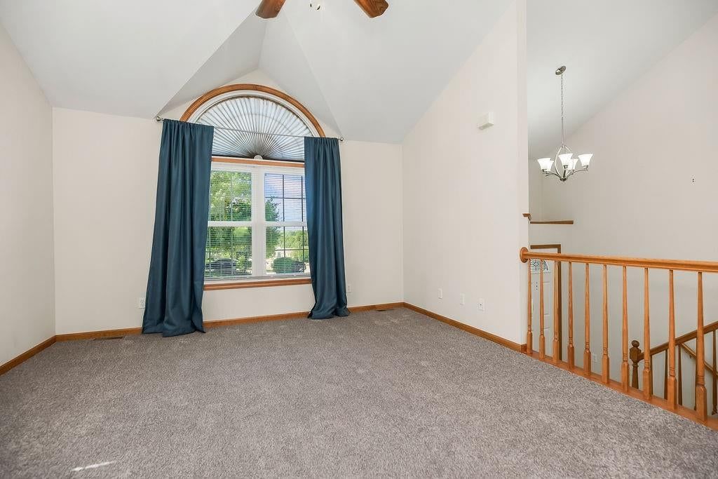 4401 Broadway Terrace — photo 6