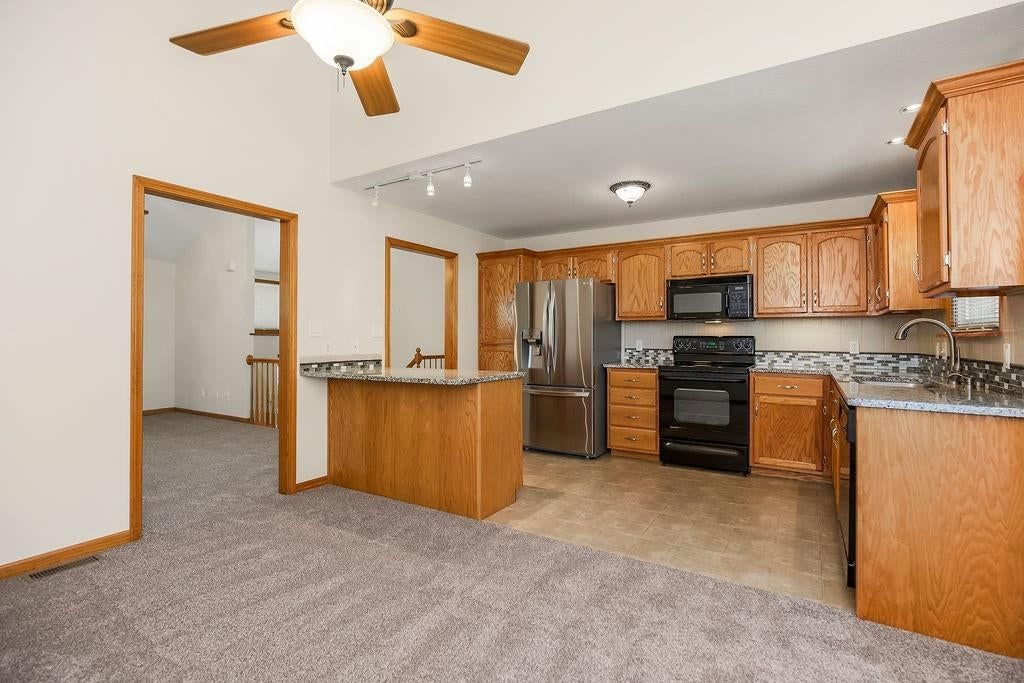 4401 Broadway Terrace — photo 7