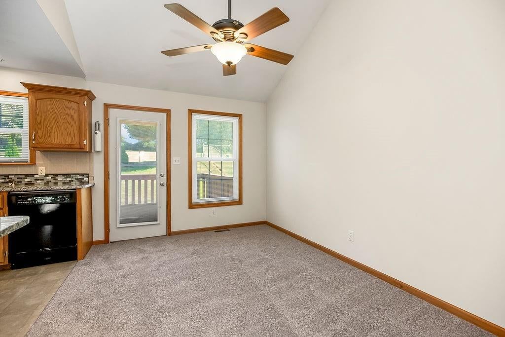 4401 Broadway Terrace — photo 11