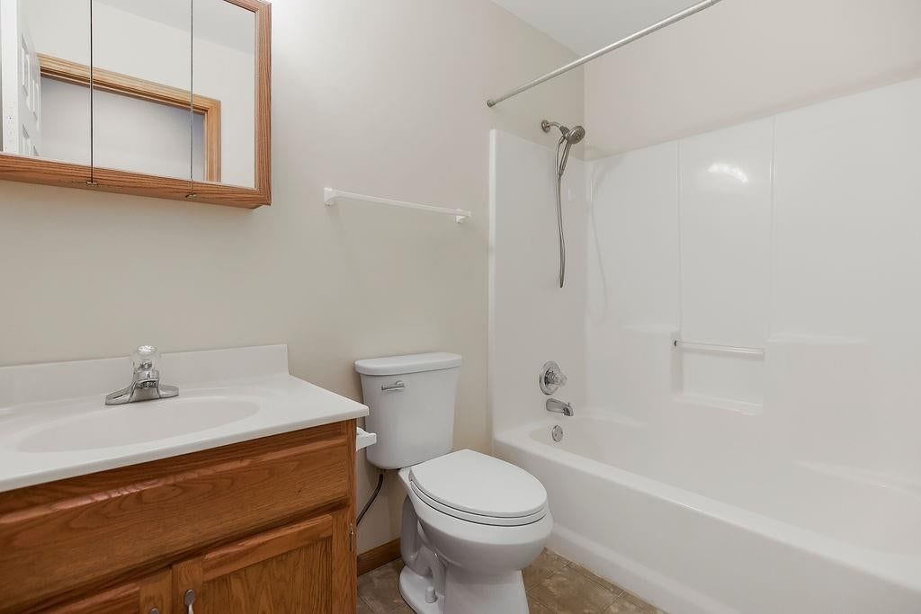 4401 Broadway Terrace — photo 12