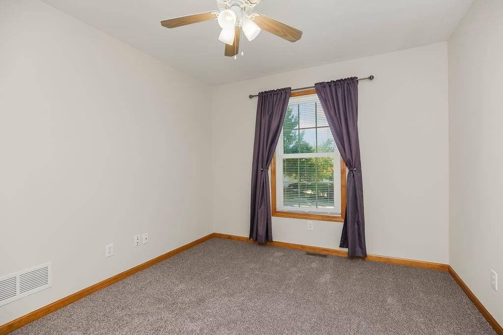 4401 Broadway Terrace — photo 23