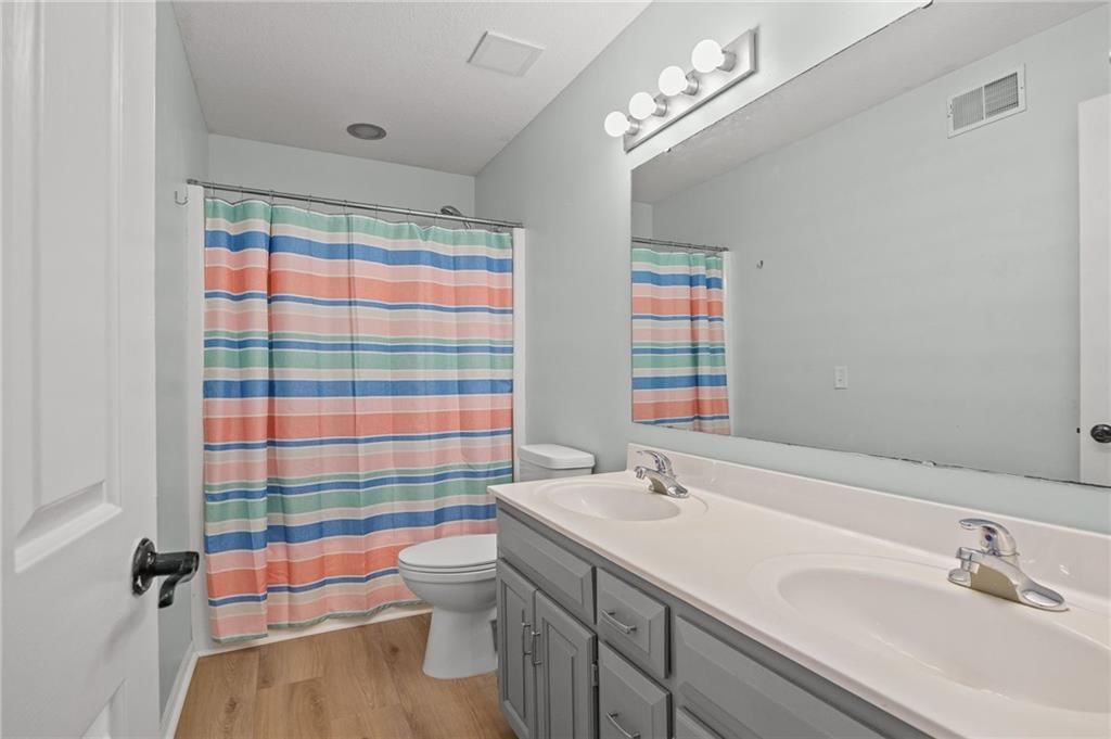 2201 Green Meadows Court — photo 26