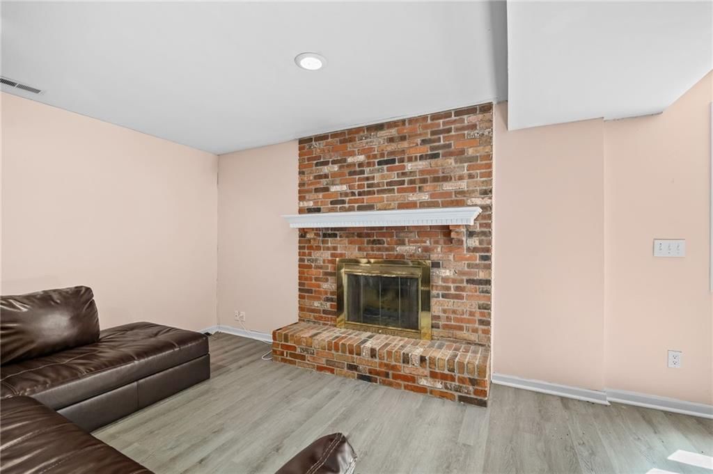 2201 Green Meadows Court — photo 32