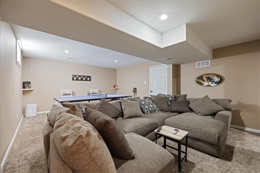 7725 Breckenridge Avenue — photo 24