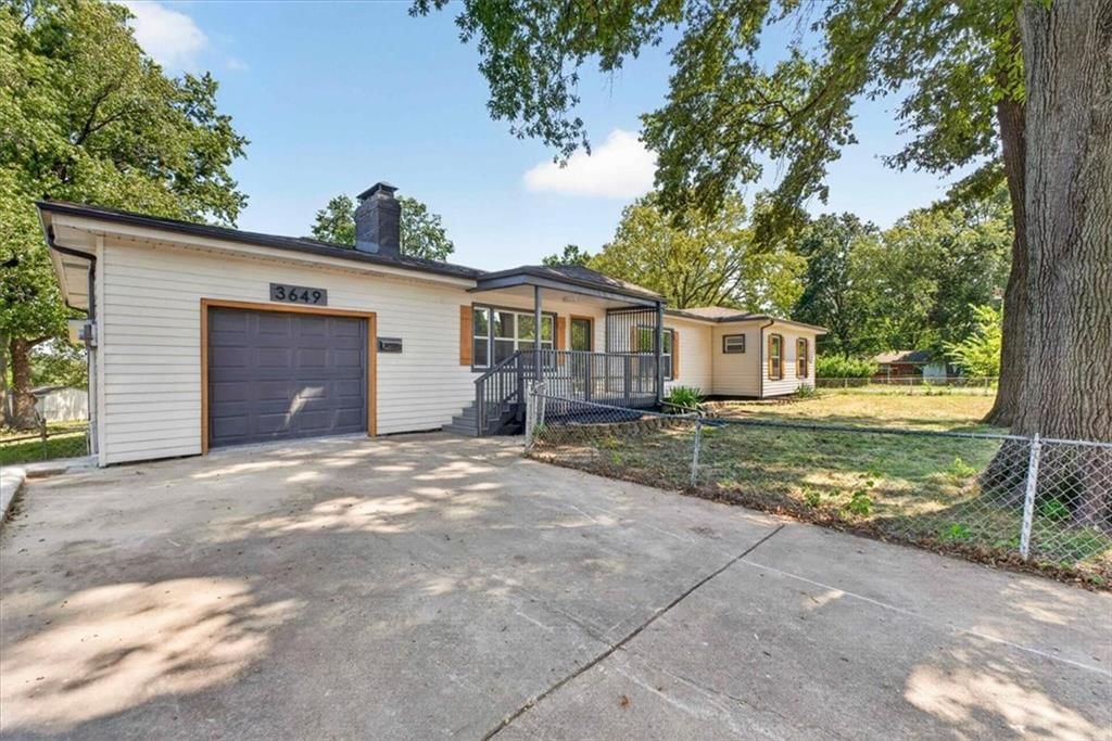 3649 S Park Avenue, Independence, MO