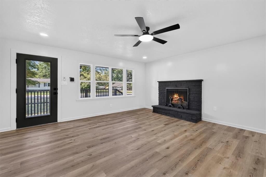 Photo 17 of 55 - 3649 S Park Avenue, Independence, MO 64052