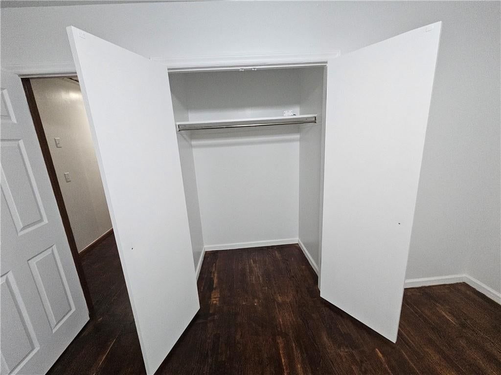 321 E 106th Terrace — photo 17