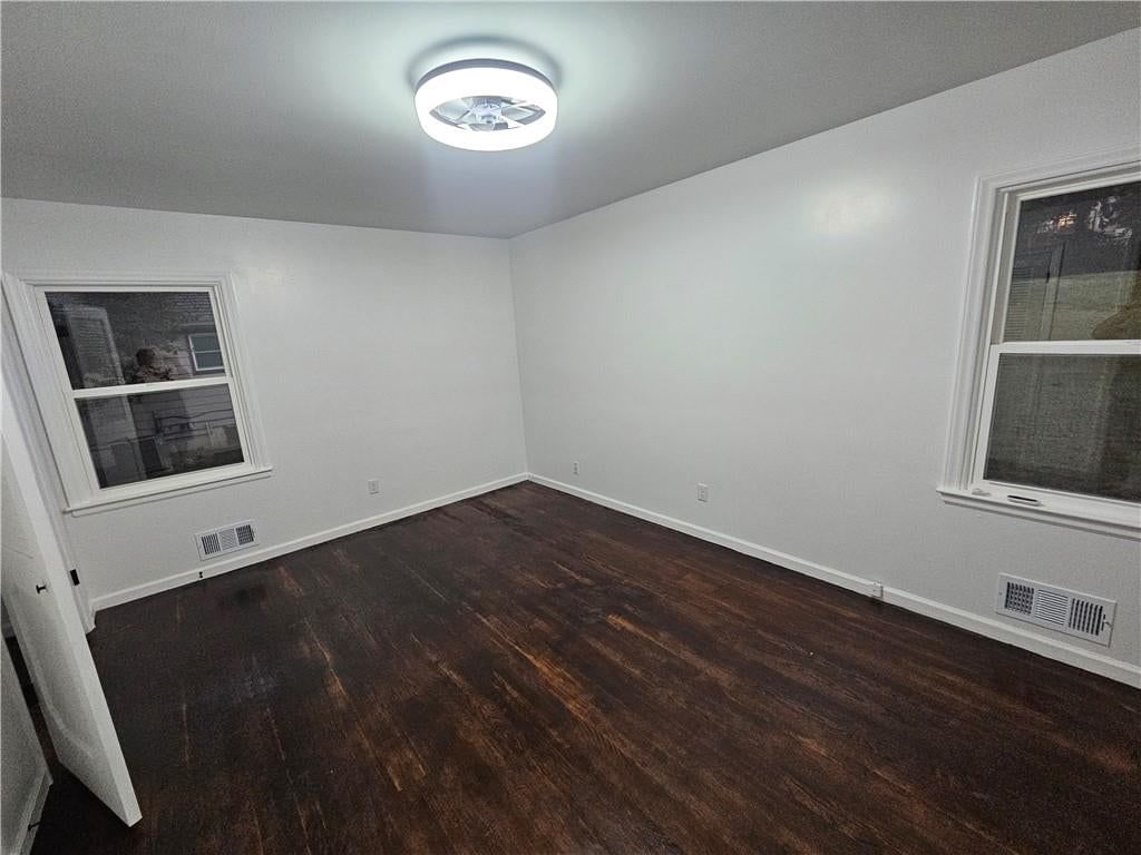 321 E 106th Terrace — photo 20