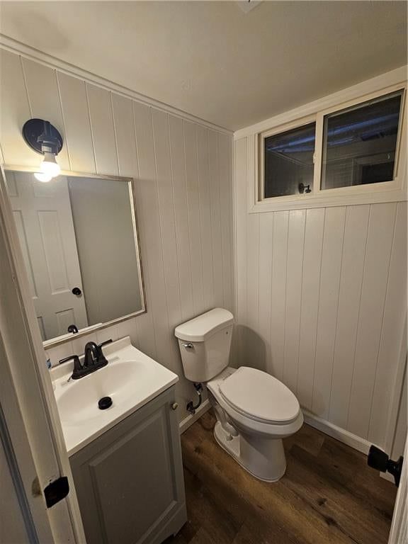 321 E 106th Terrace — photo 30