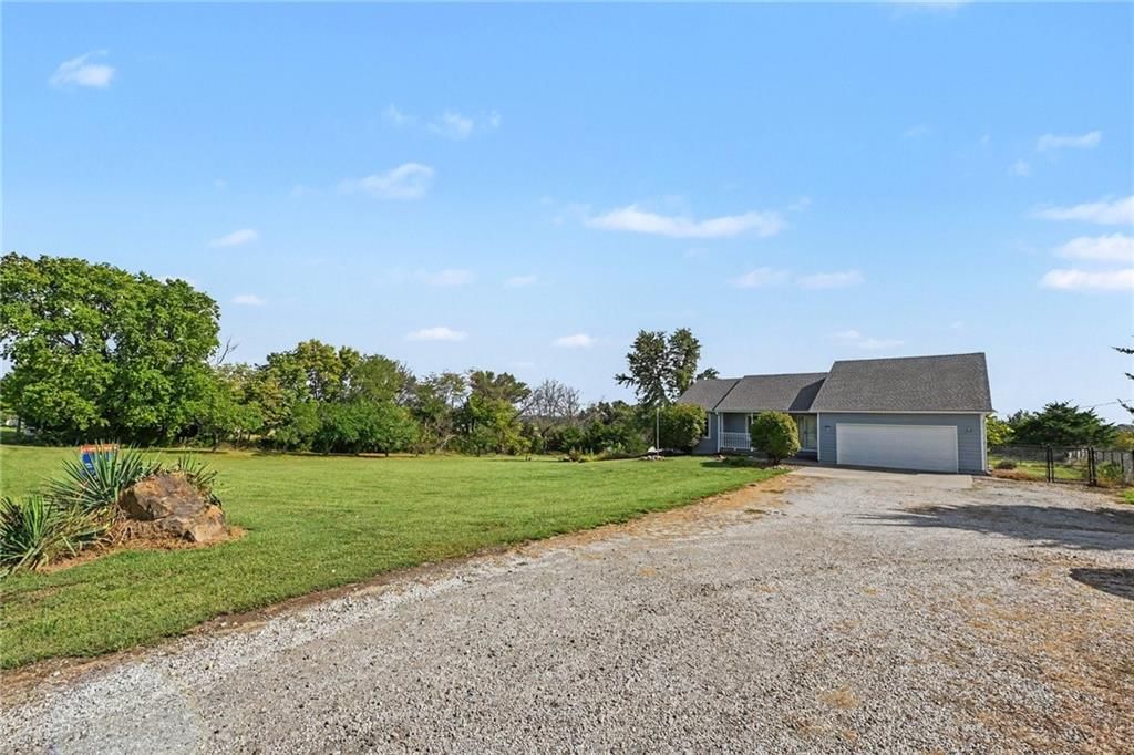 21051 Hemphill Road — photo 5
