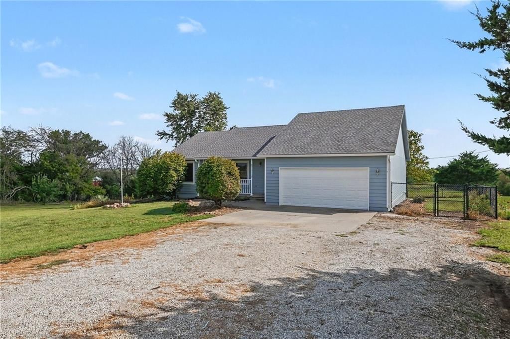 21051 Hemphill Road — photo 31
