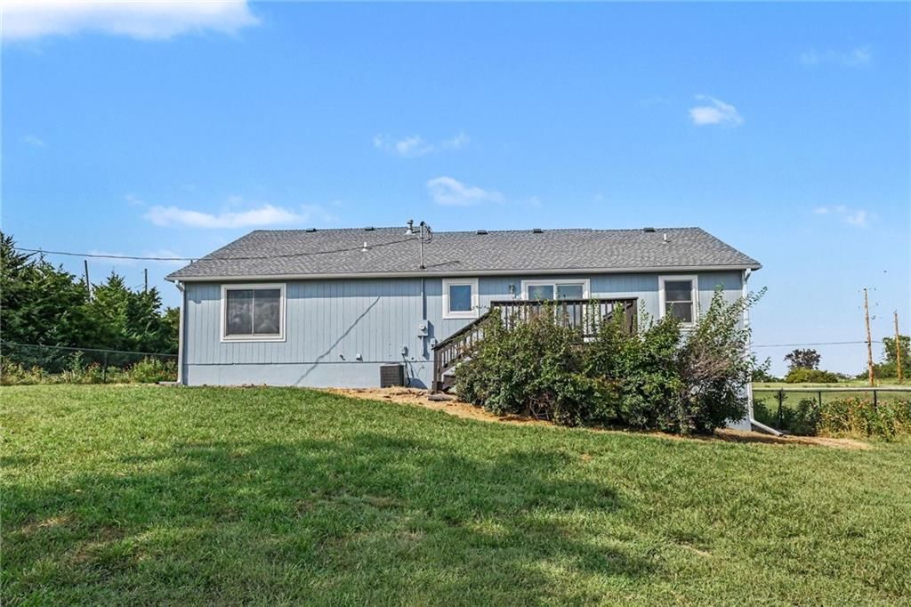 21051 Hemphill Road — photo 33