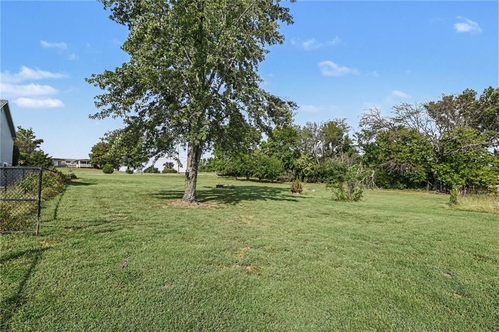 21051 Hemphill Road — photo 36