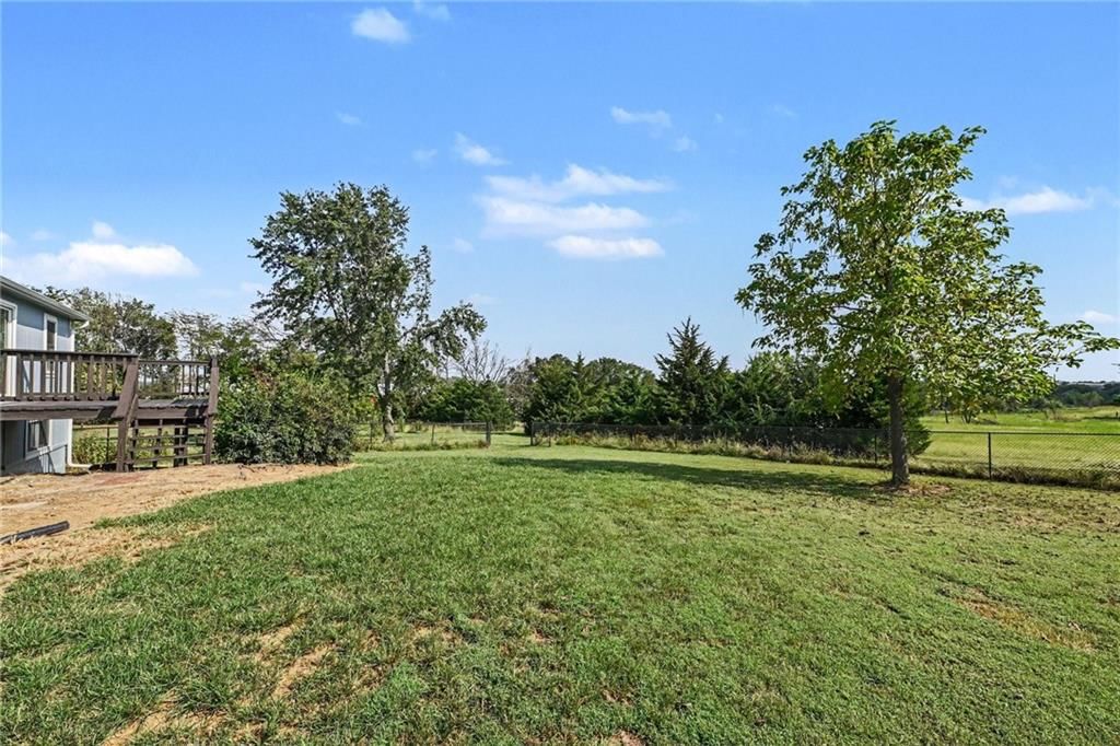 21051 Hemphill Road — photo 38