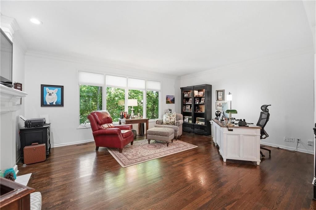 Photo 11 of 77 - 10340 S Hollis Lane, Olathe, KS 66061