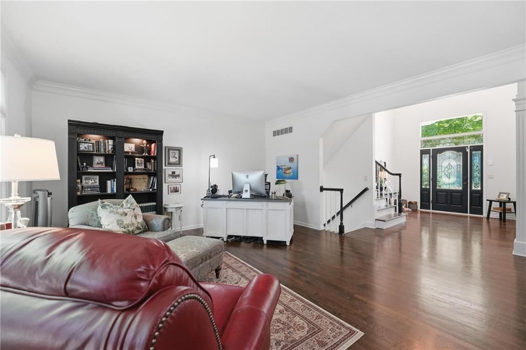 Photo 12 of 77, 10340 S Hollis Lane, Olathe, KS 66061