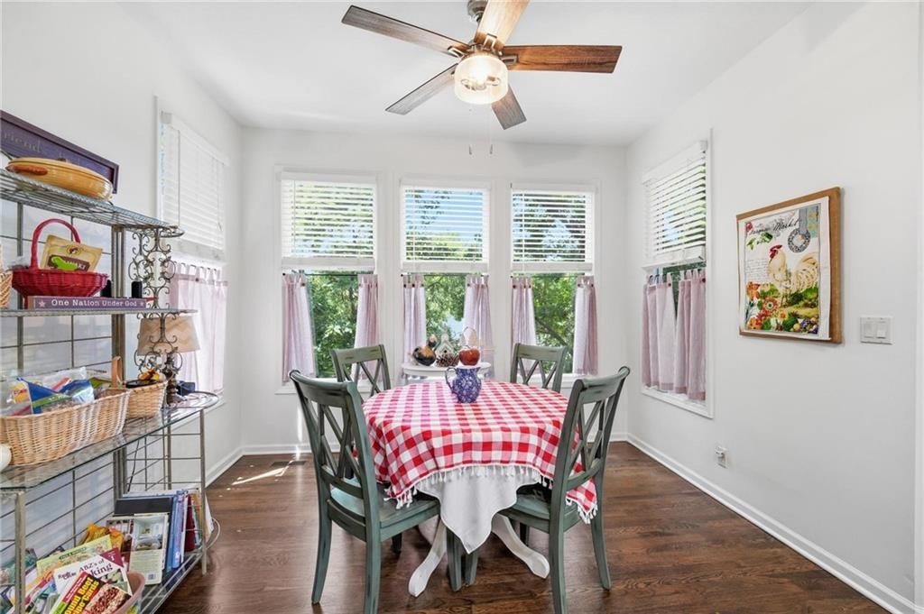 Photo 21 of 77 - 10340 S Hollis Lane, Olathe, KS 66061