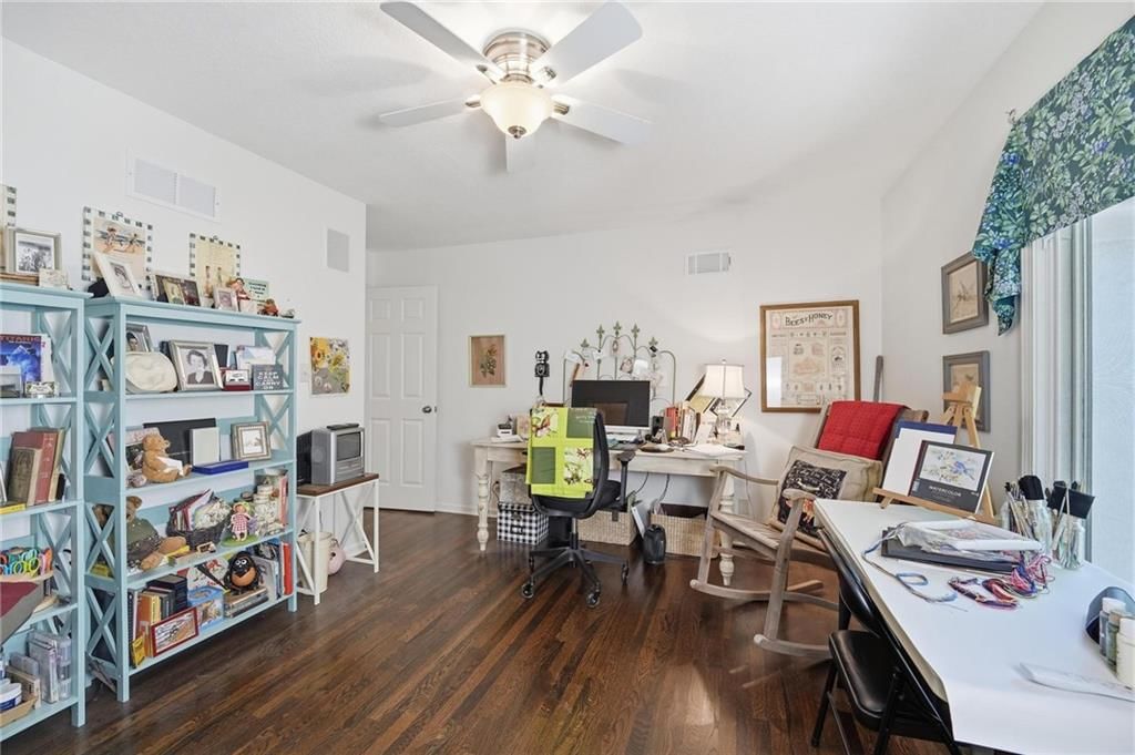Photo 47 of 77 - 10340 S Hollis Lane, Olathe, KS 66061