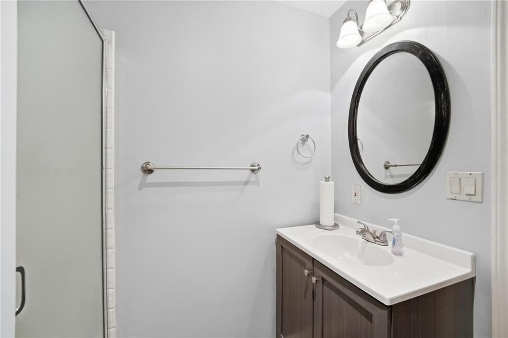 Photo 65 of 77 - 10340 S Hollis Lane, Olathe, KS 66061