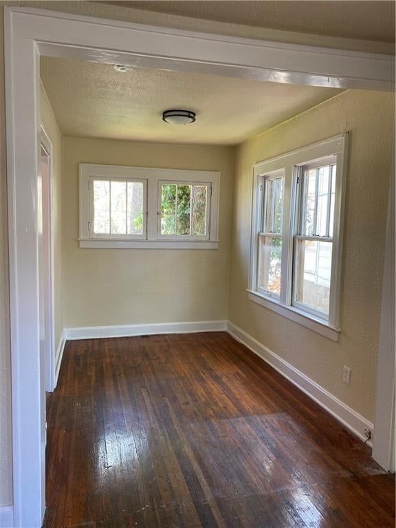 2209 E 59th Street, Kansas City, MO: listing photo 2