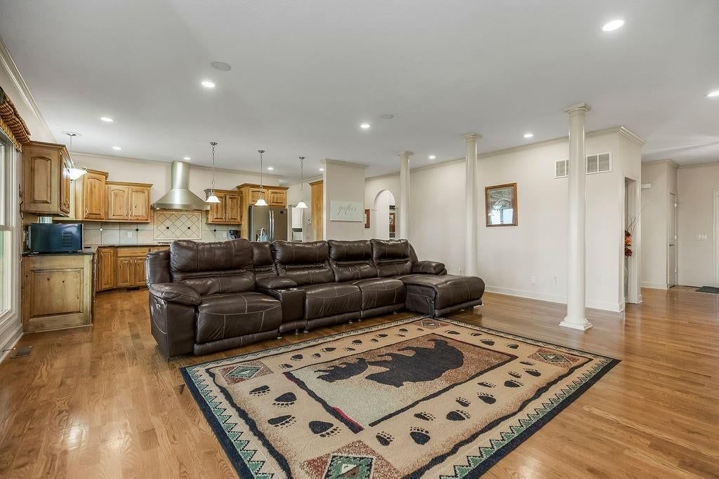 5318 SW McCulloch Road — photo 9