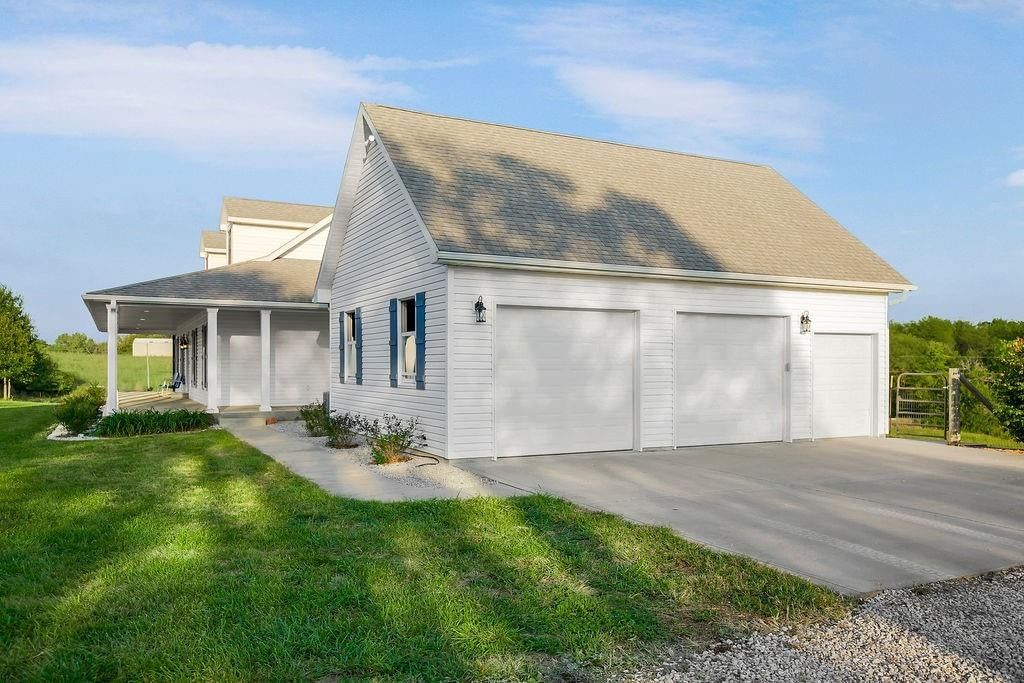 5318 SW McCulloch Road — photo 36