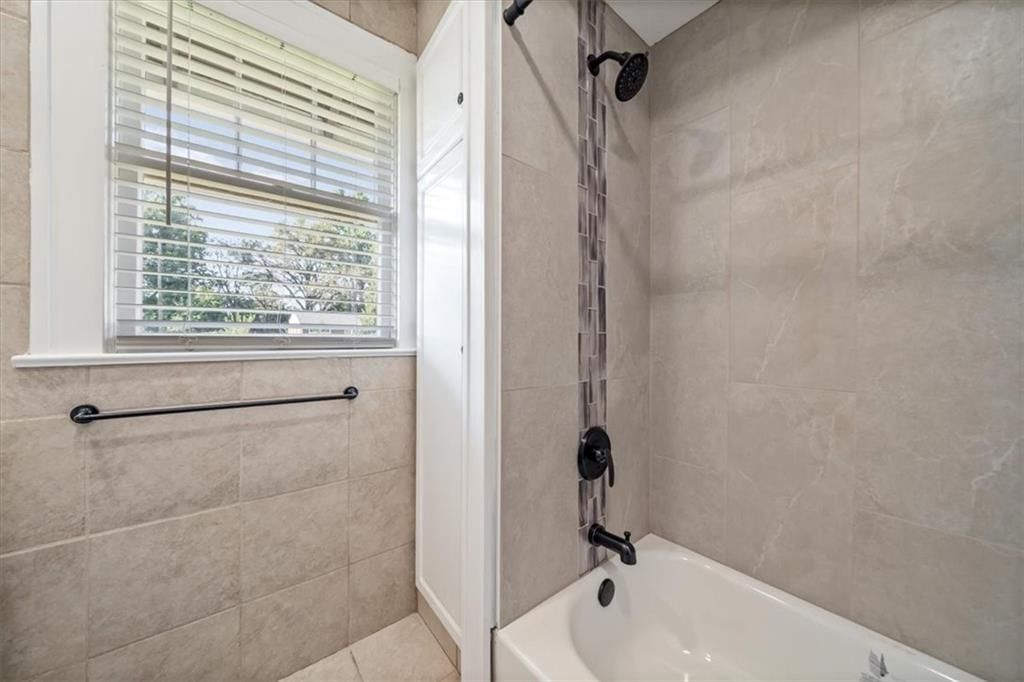 103 N Wilson Street — photo 18