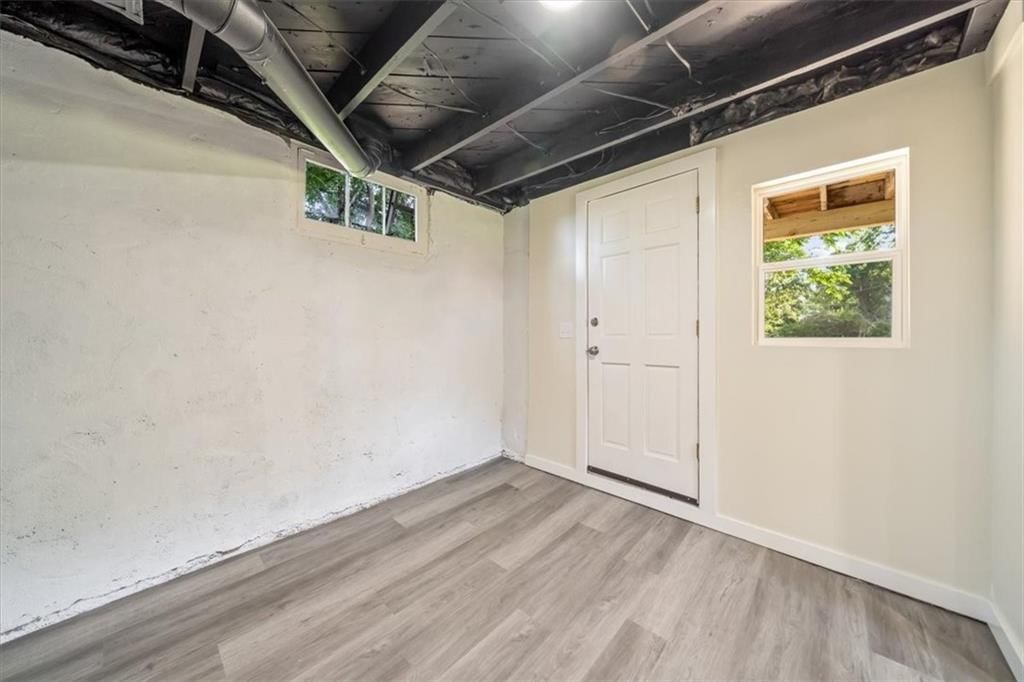 103 N Wilson Street — photo 26