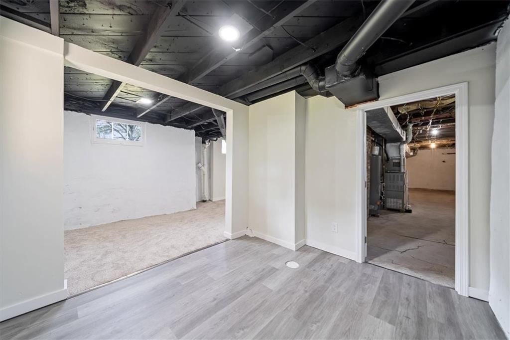103 N Wilson Street — photo 27