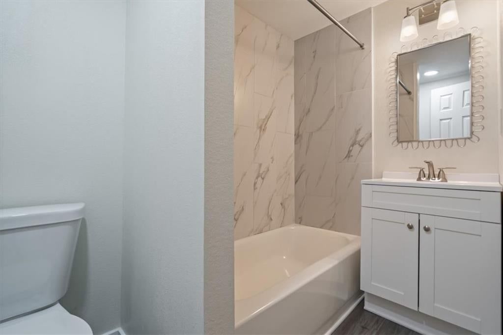 103 N Wilson Street — photo 30