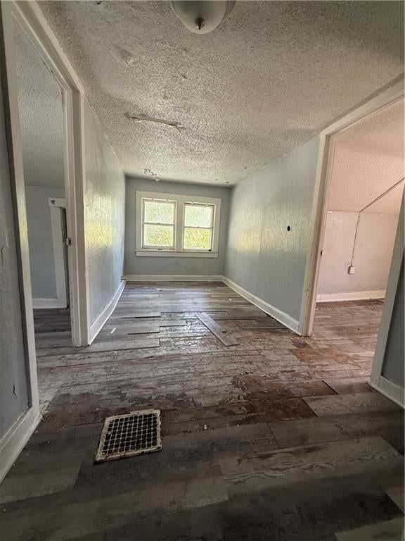 10033 E Wilson Road — photo 11
