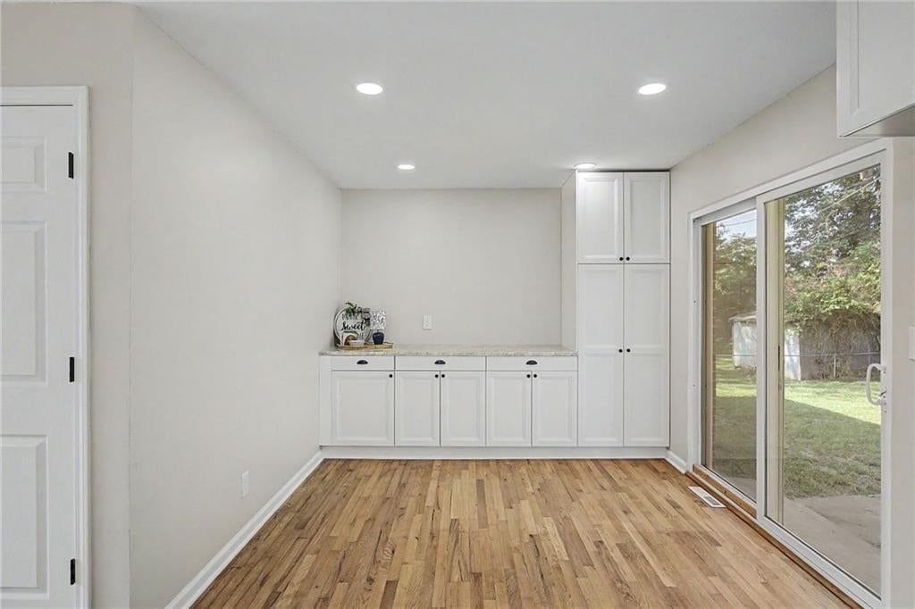 6732 N Madison Avenue — photo 4