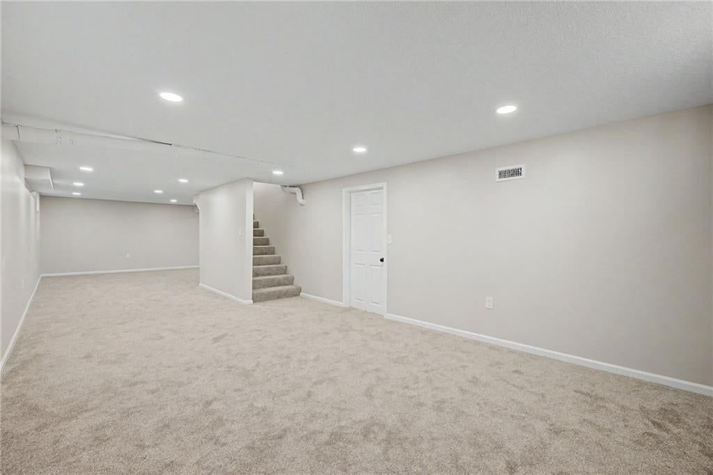 6732 N Madison Avenue — photo 23