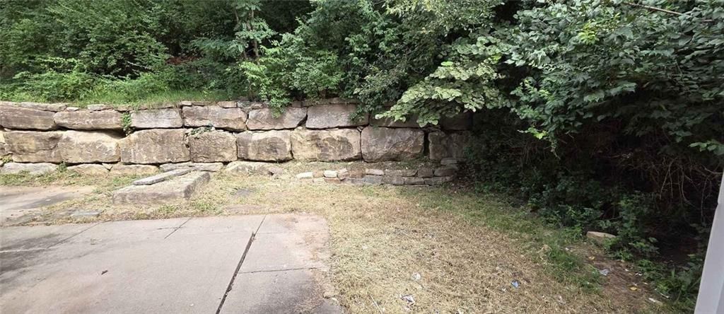 6826 N Charleston Drive — photo 4
