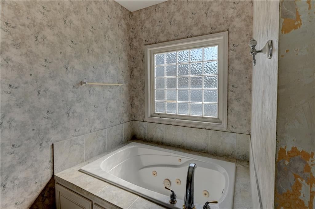 6826 N Charleston Drive — photo 32