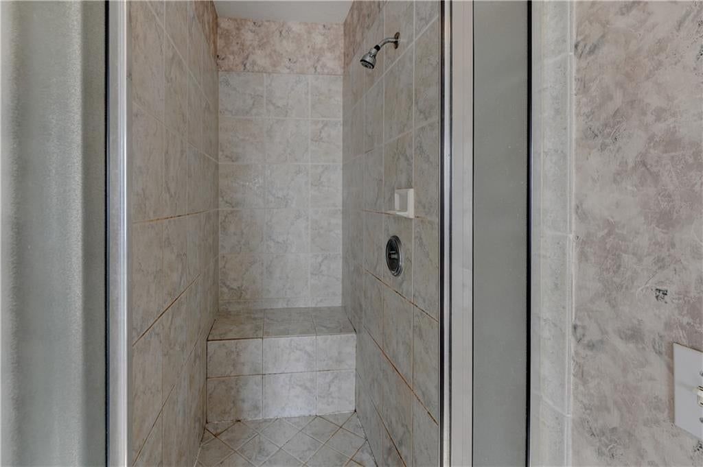6826 N Charleston Drive — photo 34