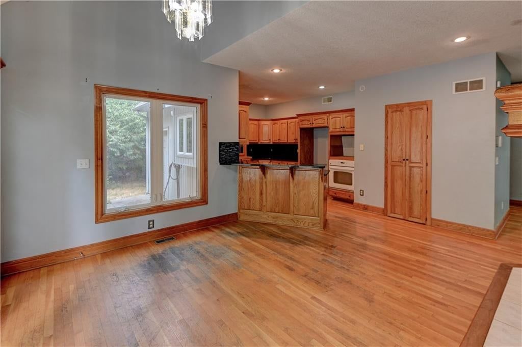 6826 N Charleston Drive — photo 49