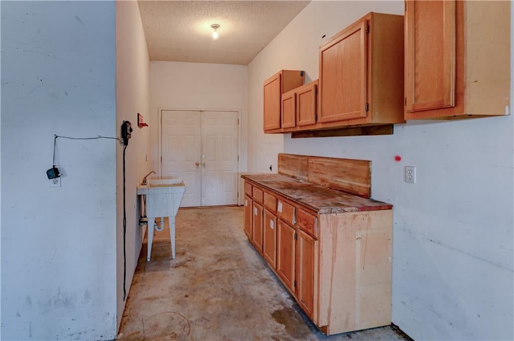 6826 N Charleston Drive — photo 53