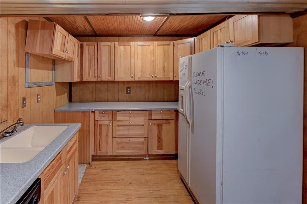 6826 N Charleston Drive — photo 57