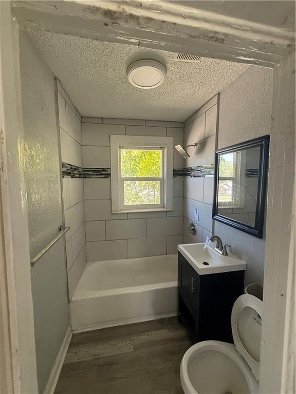 7001 S Benton Avenue — photo 9