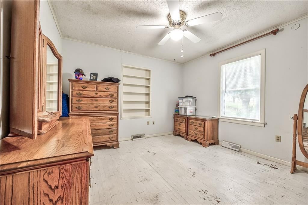 14017 Stillwell Street — photo 25