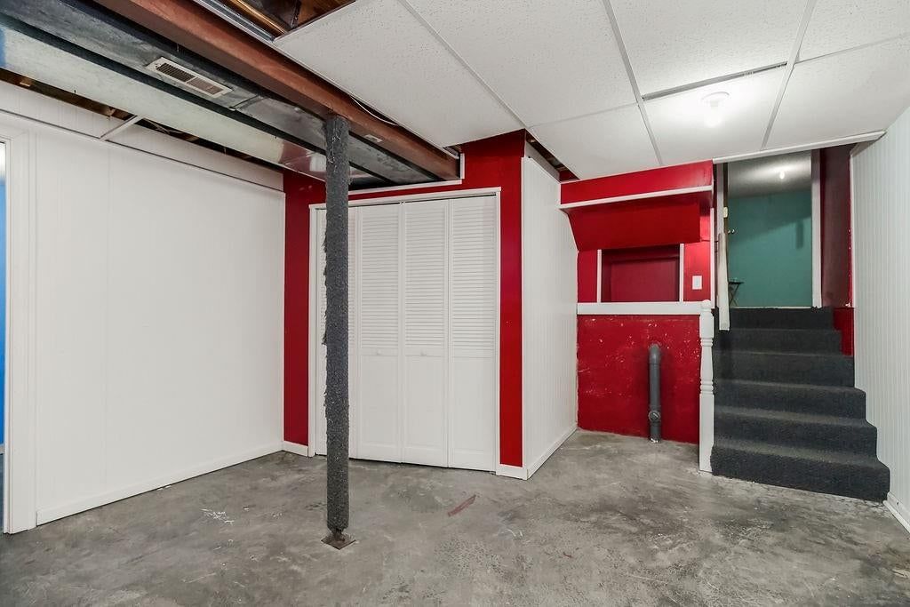 Photo 26 of 31 - 11101 N LEWIS Avenue, Kansas City, MO 64157