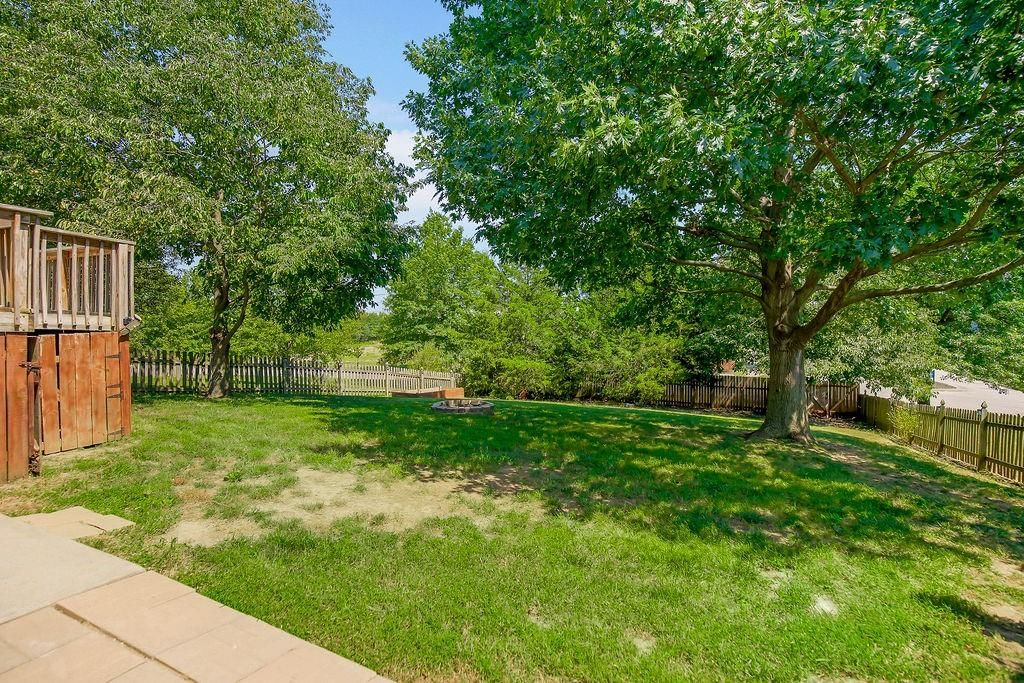 Photo 31 of 31 - 11101 N LEWIS Avenue, Kansas City, MO 64157