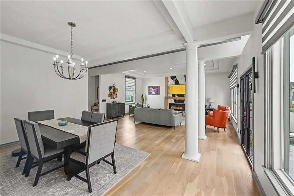 Photo 10 of 39 - 5346 W 123RD Street, Overland Park, KS 66209